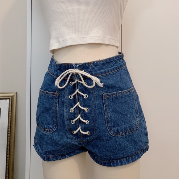 3/$10 Butterfly patch lace up shorts - Picture 2 of 4